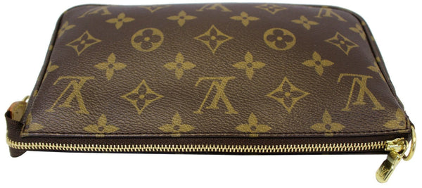 LOUIS VUITTON Monogram Canvas Pochette Accessoires Crossbody Bag