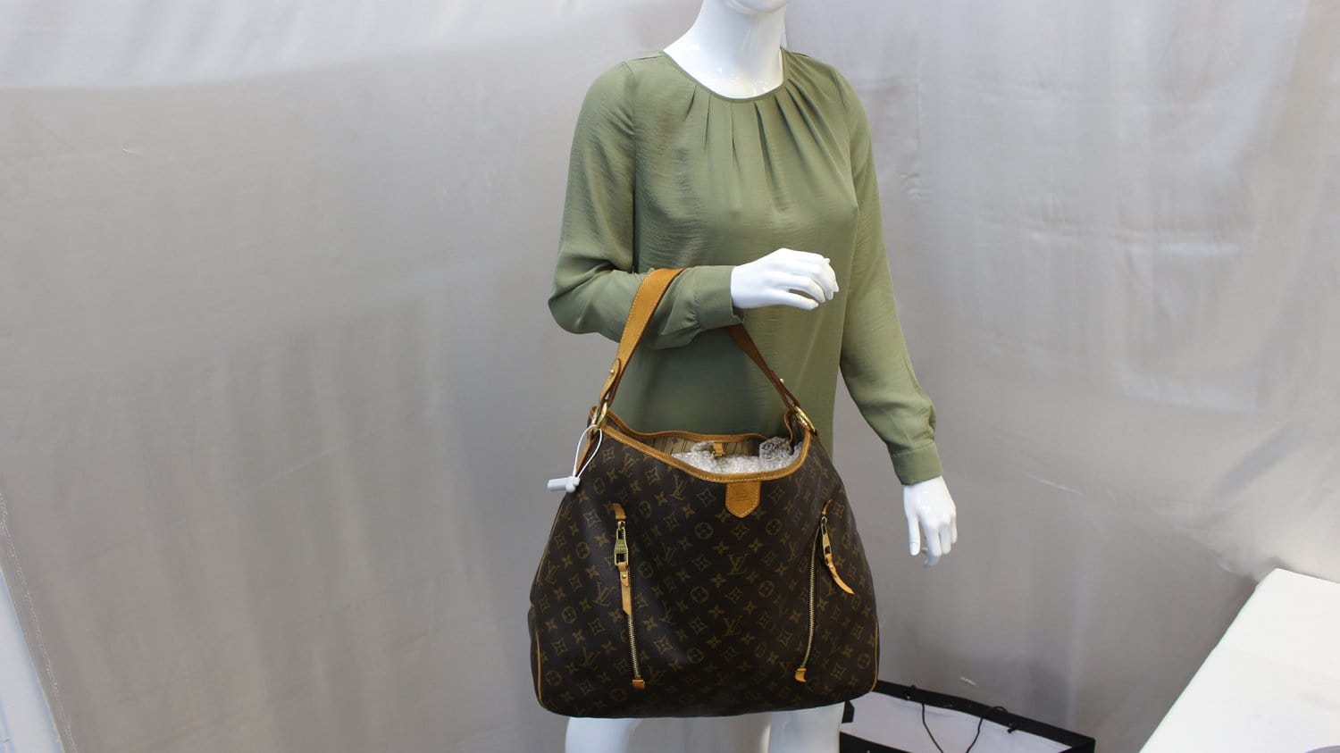 Used louis vuitton DELIGHTFUL HANDBAGS HANDBAGS / X-LARGE - CLOTH