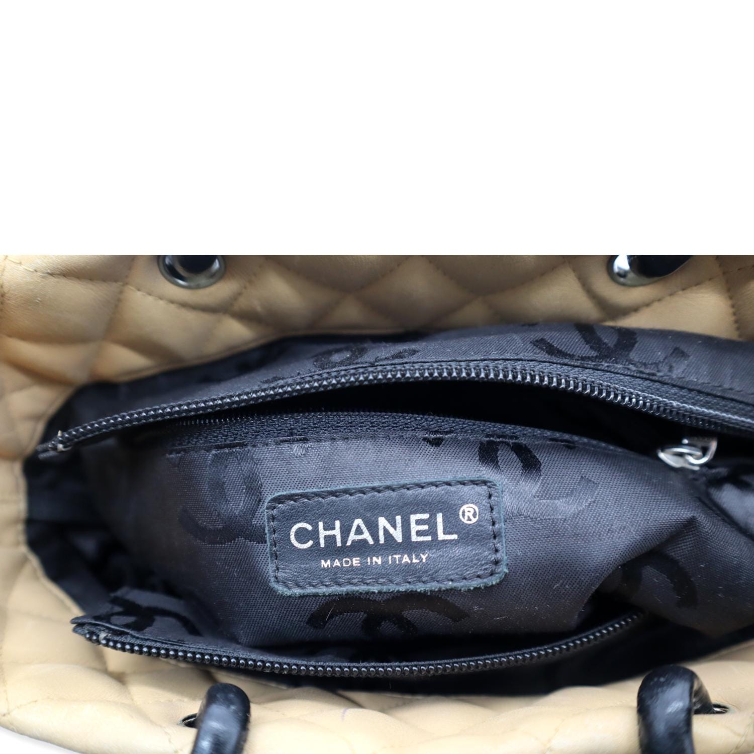 CHANEL Smooth Calfskin Luxe Ligne Tote Beige 106023