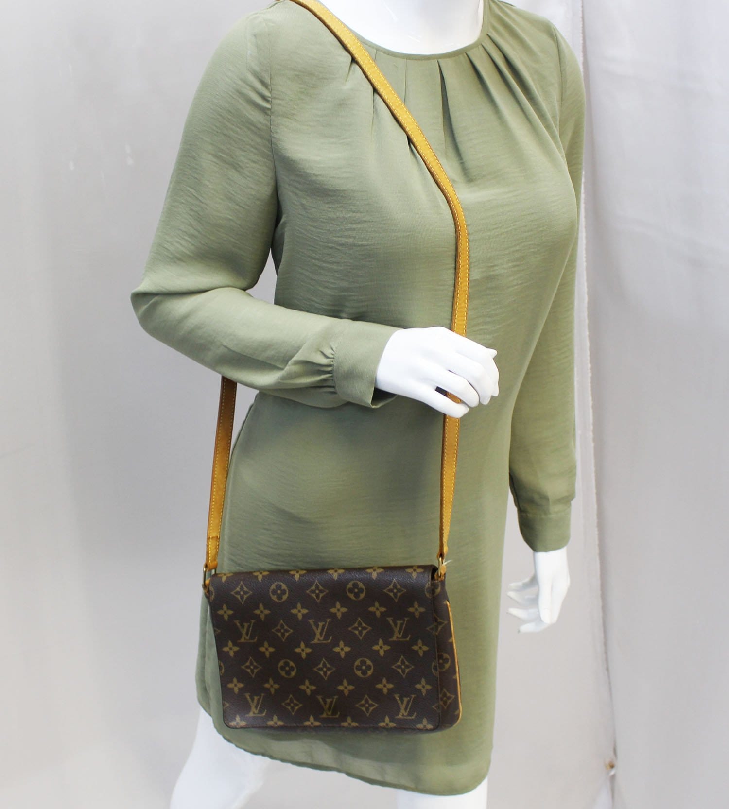 Louis Vuitton Musette Tango Shoulder Bag in Monogram - SOLD