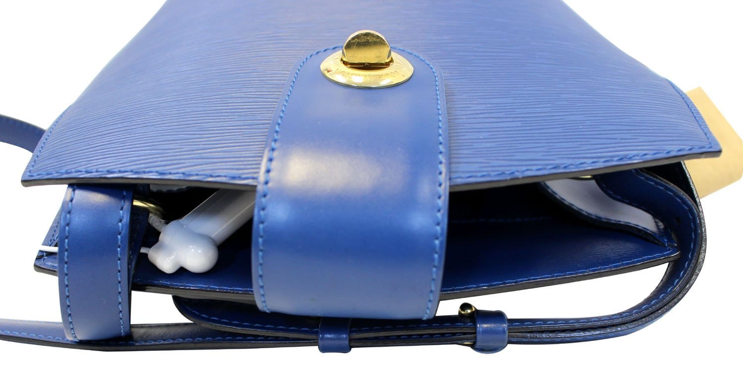 Black Louis Vuitton Epi Cluny Shoulder Bag – Designer Revival