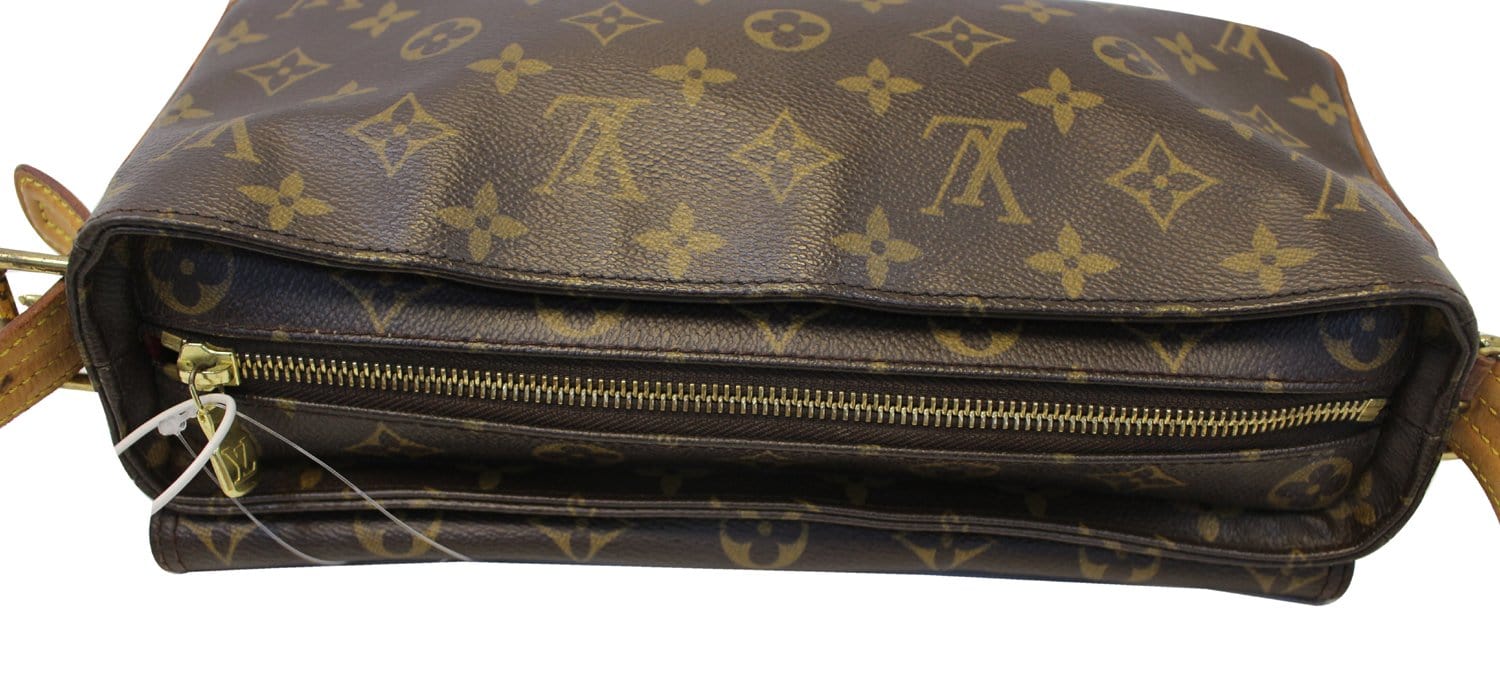 Louis Vuitton Viva Cite MM•✨ . . . . #brand4closet1 #carterasybolsos #bags  #bag #louisvuittonlover #modacircular #vintage#mujer…