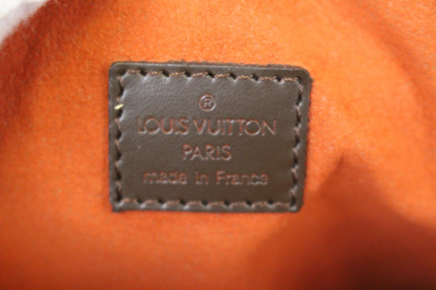 ⛔️SOLD⛔️ Authentic Louis Vuitton Pochette Ipanema  Louis vuitton strap, Louis  vuitton prices, Shoulder pouch
