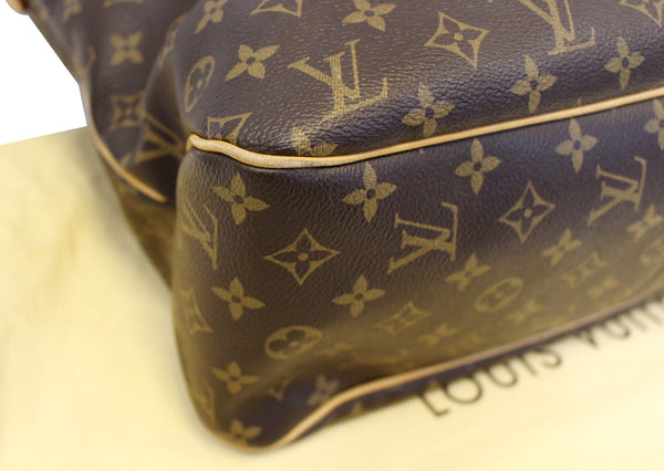 LOUIS VUITTON Monogram Canvas Delightful MM Shoulder Bag