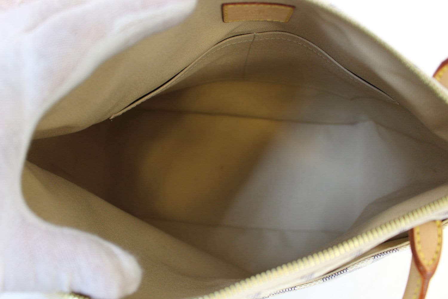Louis Vuitton Figheri 872132 Pm Tote Whites Damier Azur Shoulder Bag, Louis Vuitton