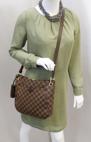 LOUIS VUITTON Damier Ebene South Bank Besace Crossbody Bag