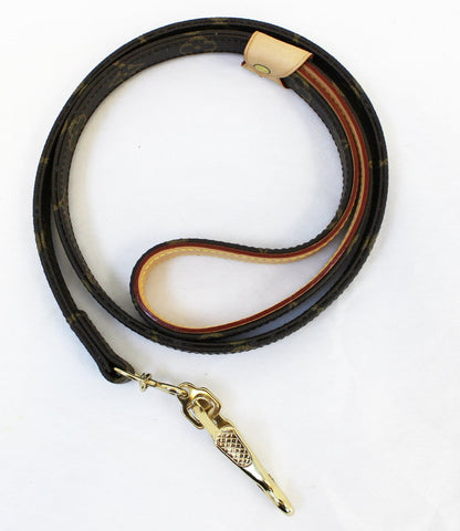 LOUIS VUITTON Monogram Dog Leash Baxter MM