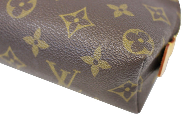 LOUIS VUITTON Monogram Canvas Pochette Cosmetic Pouch