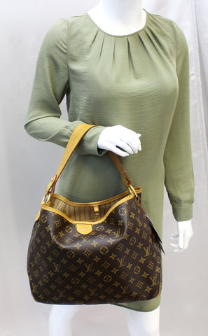 LOUIS VUITTON Monogram Canvas Delightful MM Shoulder Bag