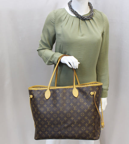 LOUIS VUITTON Monogram Canvas Neverfull GM Shoulder Bag