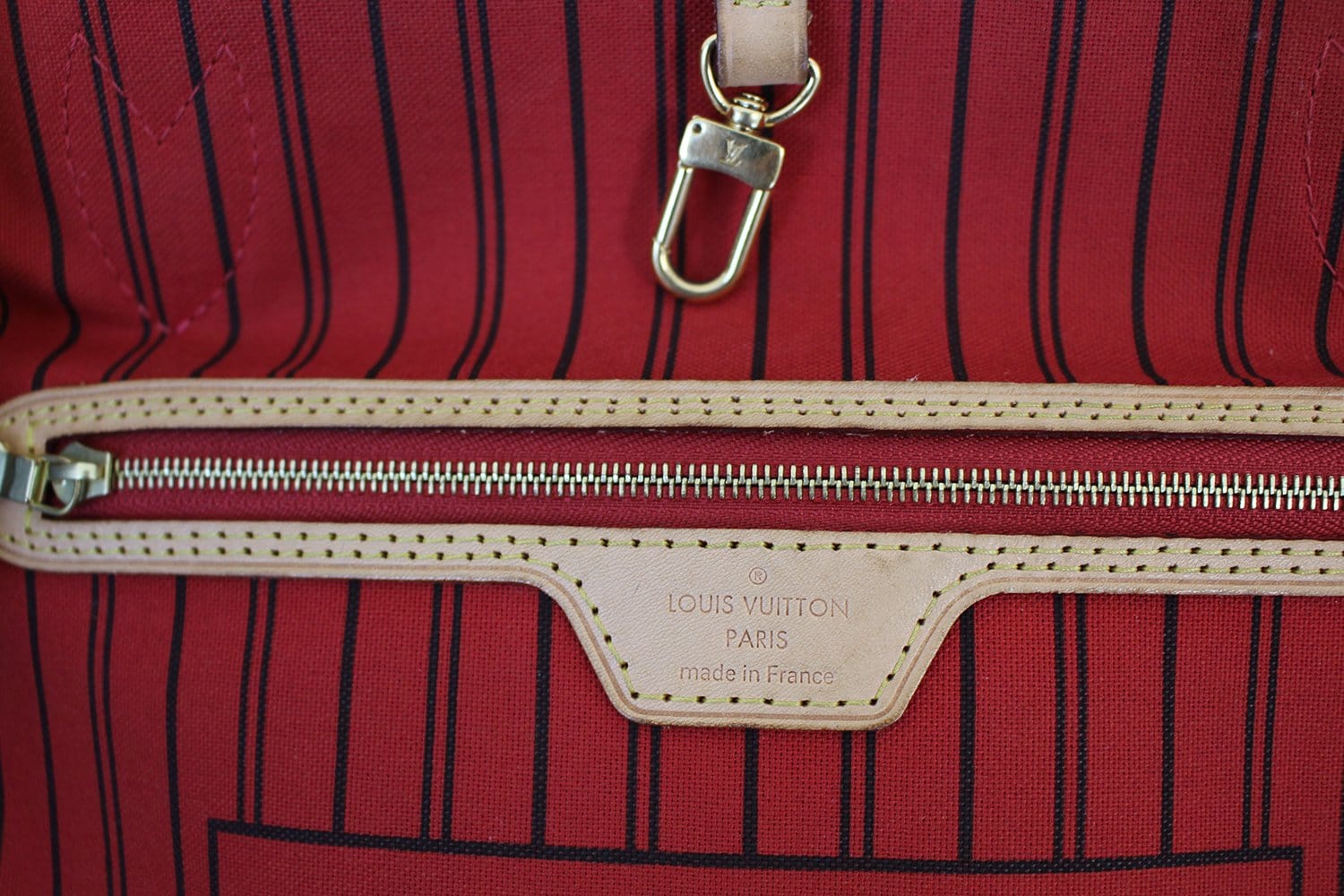 Louis Vuitton Burgundy Red Monogram Since 1854 Neverfull Pochette Wristlet  For Sale at 1stDibs  lv neverfull monogram, louis vuitton neverfull serial  number location, 1854 burgundy louis vuiton neverfull
