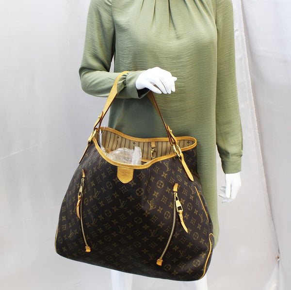 LOUIS VUITTON Monogram Delightful GM Shoulder Bag