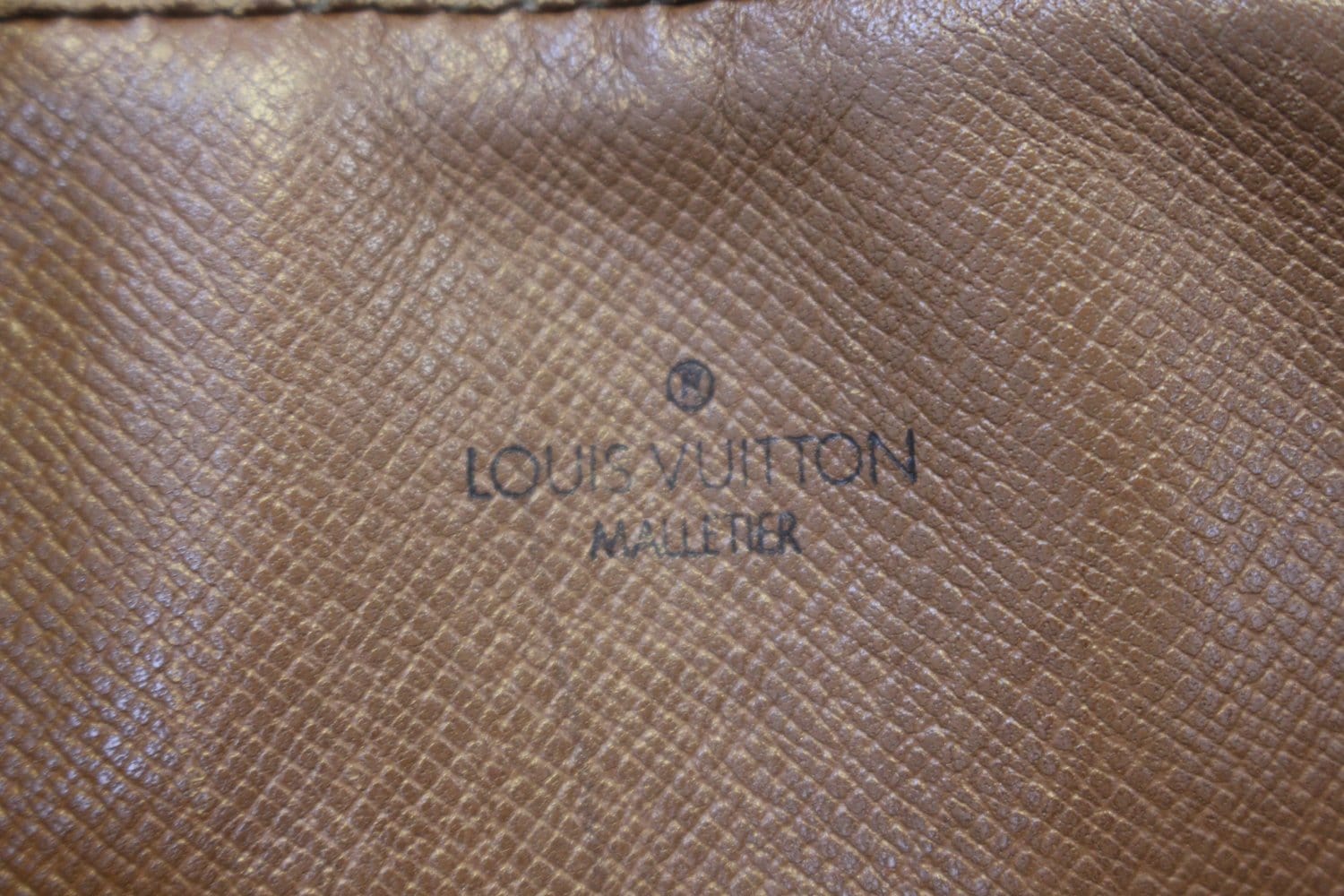 Louis Vuitton Compiegne Monogram 28 Zip Pouch 4lr0626 Brown Coated