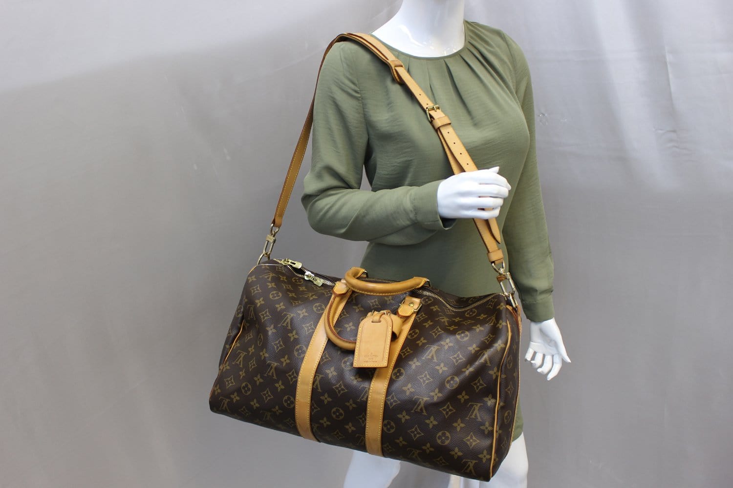 Louis Vuitton Keepall 45 Monogram Duffle - Lv Travel Bag