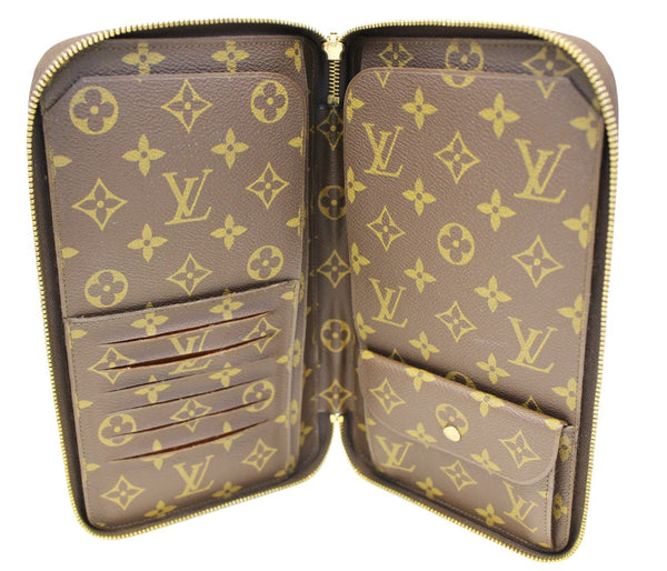 LOUIS VUITTON Monogram Escovedo Travel Case Long Wallet