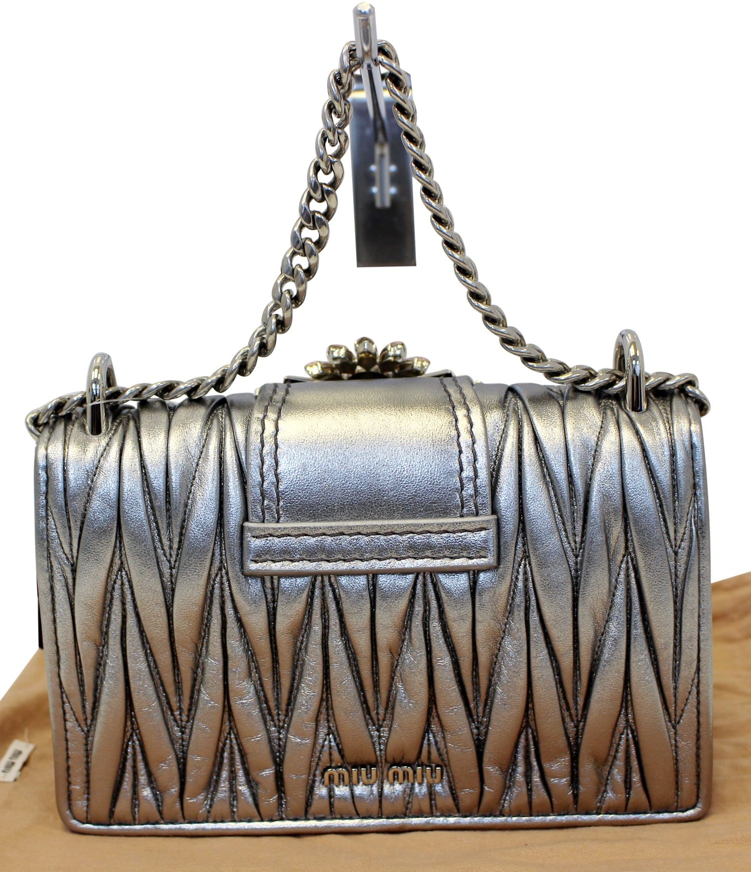 Miu Miu Matelasse Nappa Beige Leather Silver Chain Shoulder Bag Crossbody  ref.674018 - Joli Closet