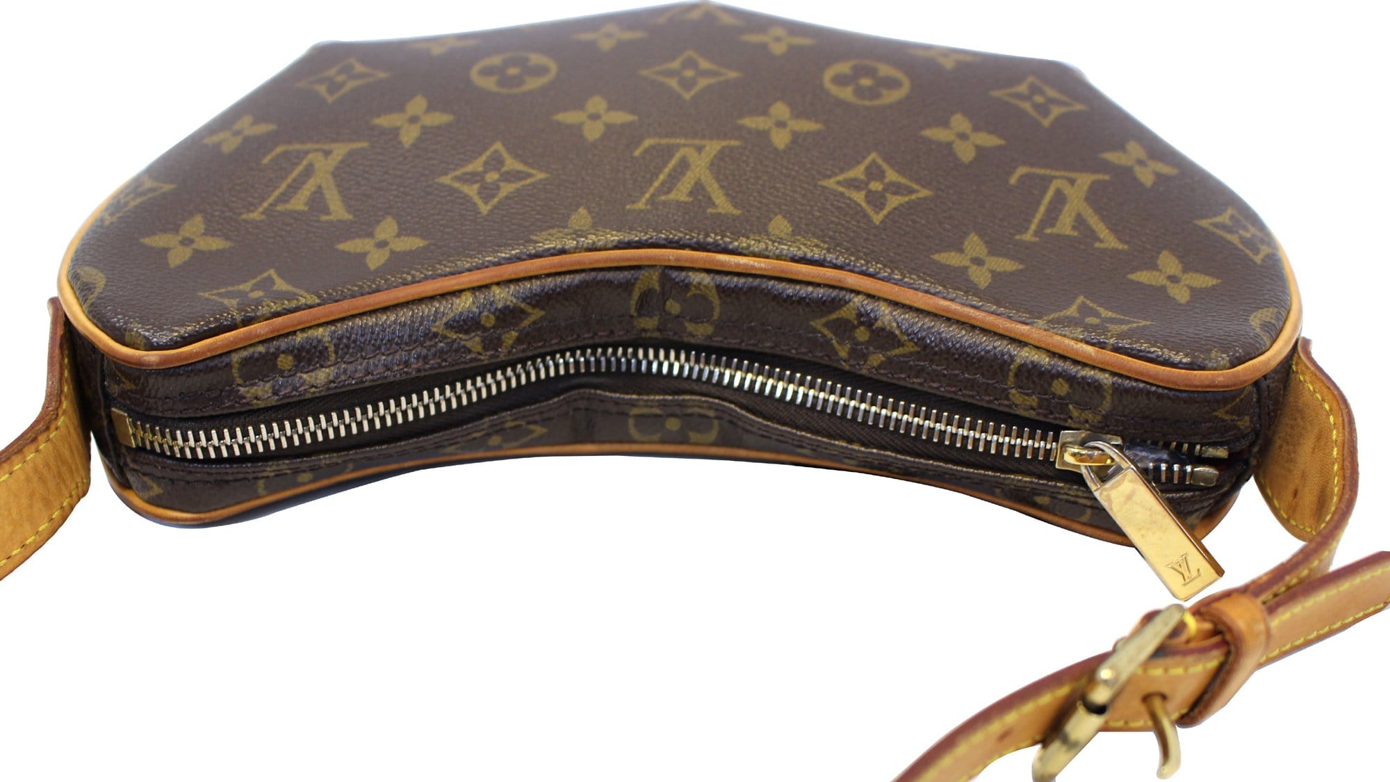 Louis Vuitton Monogram Croissant MM - Brown Shoulder Bags, Handbags -  LOU767326