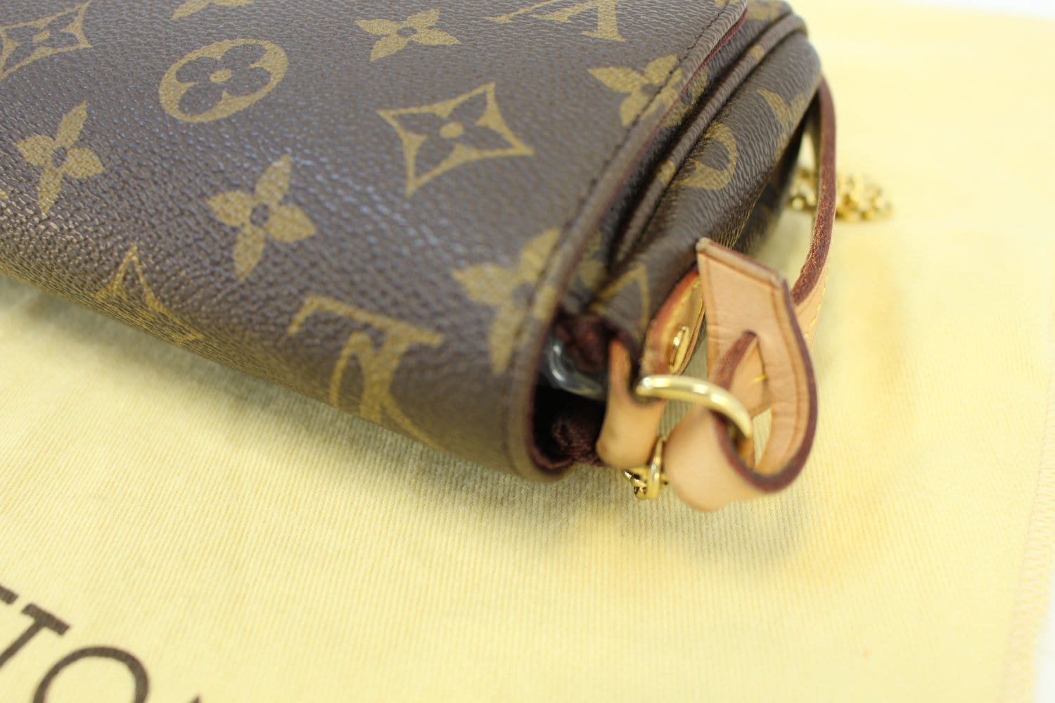 Louis Vuitton - LV Moon Cross-body Bag - Monogram Canvas - Kaki Rouge Vermillon - Men - Luxury