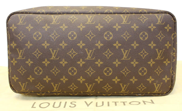 LOUIS VUITTON Monogram Canvas Neverfull GM Shoulder Bag