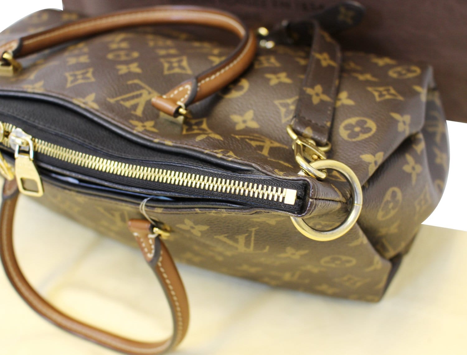 Louis Vuitton Bag PALLAS MM Monogram calf leather Black Handbag