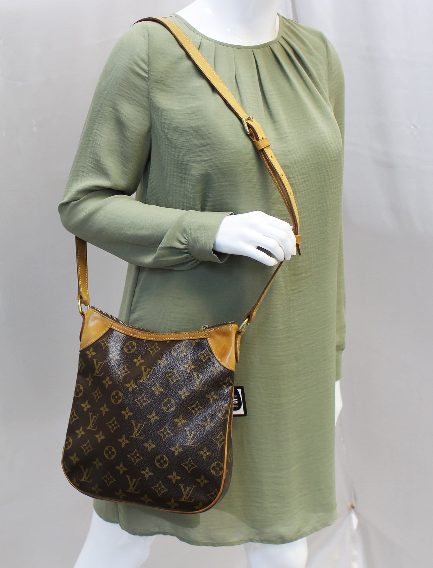 ❤ Louis Vuitton Odeon Monogram PM ❤Crossbody Should Handbag 100%  Authenticate LV
