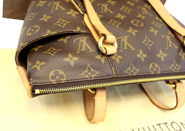 LOUIS VUITTON Monogram Totally PM Shoulder Tote Bag