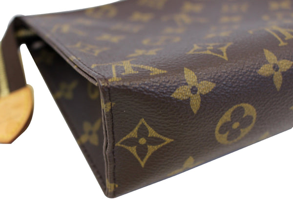 LOUIS VUITTON Monogram Canvas Poche Toilette 19 Cosmetics Pouch