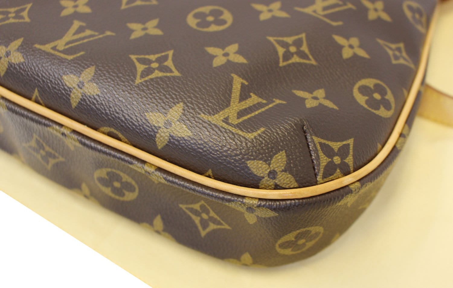 Louis Vuitton 2010 pre-owned monogram Odeon PM crossbody bag - ShopStyle