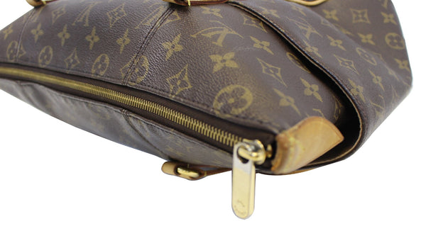 LOUIS VUITTON Monogram Canvas Totally MM Tote Shoulder Bag