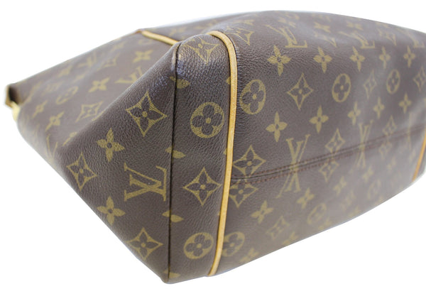 LOUIS VUITTON Monogram Canvas Totally MM Tote Shoulder Bag