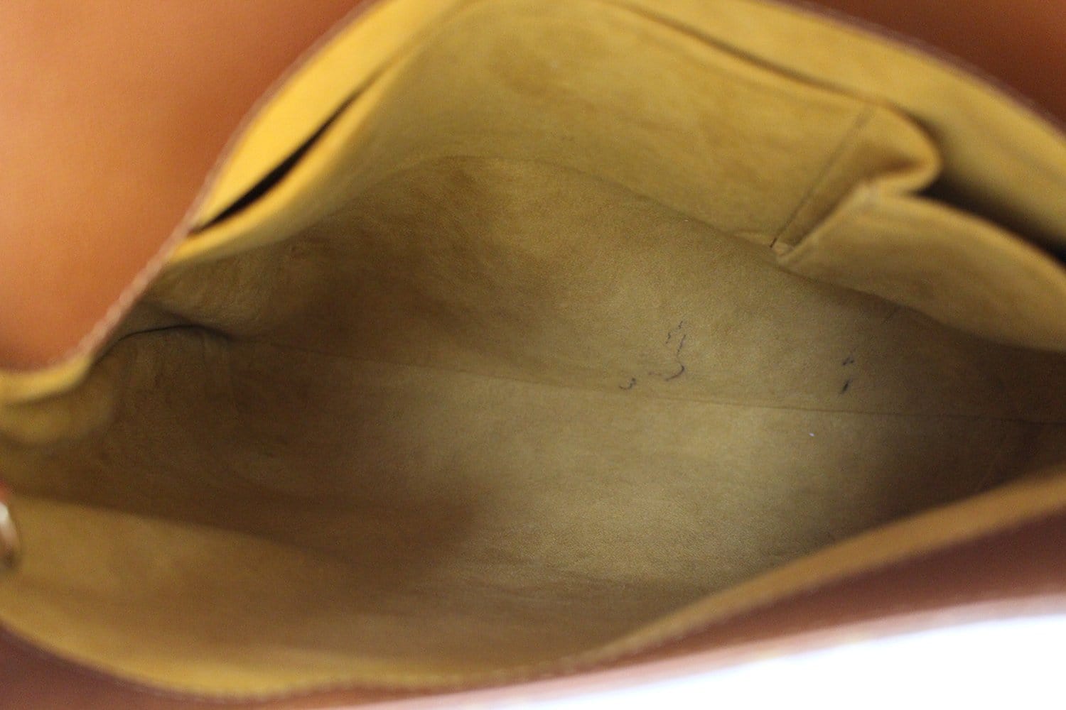 Louis Vuitton 2003 pre-owned Damier Ebène Musette Salsa Crossbody Bag -  Farfetch in 2023