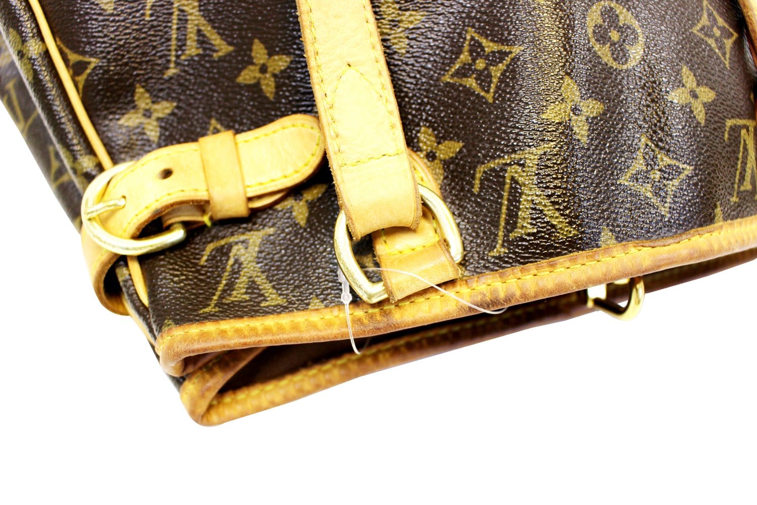 Batignolles horizontal handbag monogram used 17,800.- Lockit vertical  monogram used 19,800.- #tammy_brandlover #tammybrandlover…