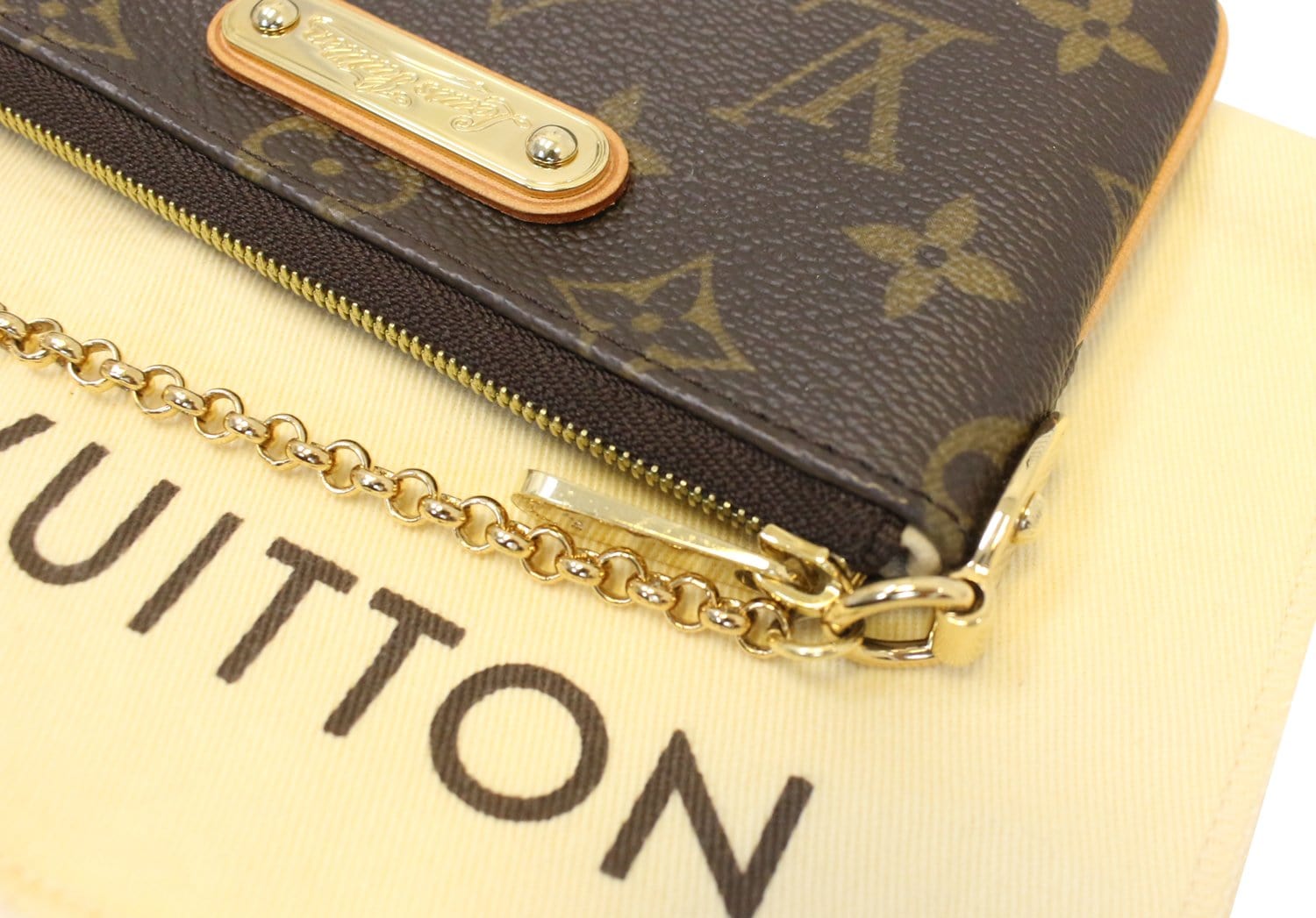 Louis Vuitton Monogram Pochette Milla PM - Brown Mini Bags, Handbags -  LOU663447