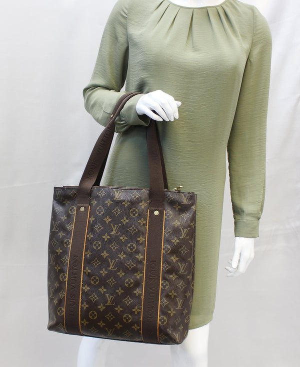 LOUIS VUITTON Monogram Canvas Cabas Beaubourg Shoulder Bag