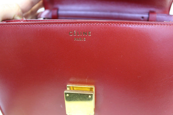 CELINE Box Calfskin Medium Classic Box Flap Red Crossbody Bag