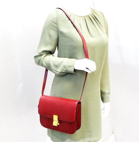 CELINE Box Calfskin Medium Classic Box Flap Red Crossbody Bag