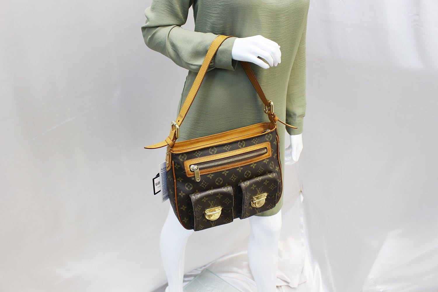 Louis Vuitton, Bags, Authentic Louis Vuitton Monogram Hudson Gm Shoulder  Bag