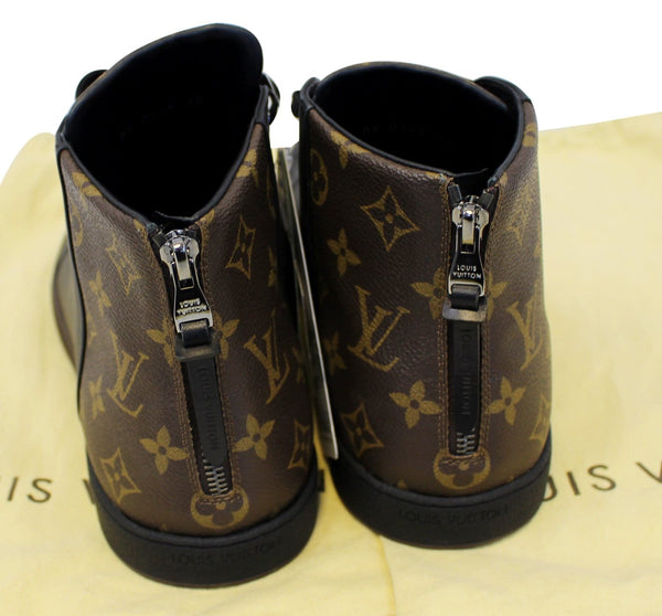 LOUIS VUITTON Monogram Line up Sneakers Size 10