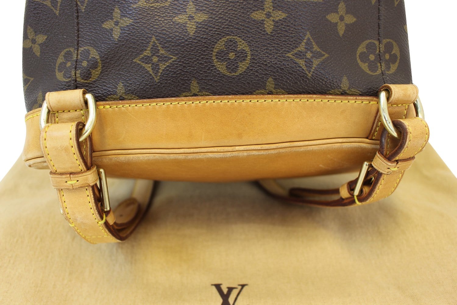 Louis Vuitton Monogram Canvas Montsouris MM Backpack Louis Vuitton | The  Luxury Closet