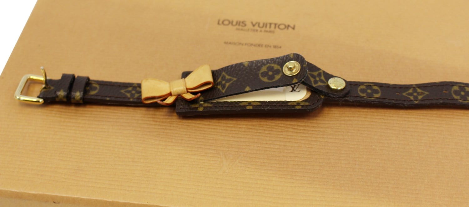 Louis Vuitton Monogram Canvas Porte Address Bracelet (SHF-18225