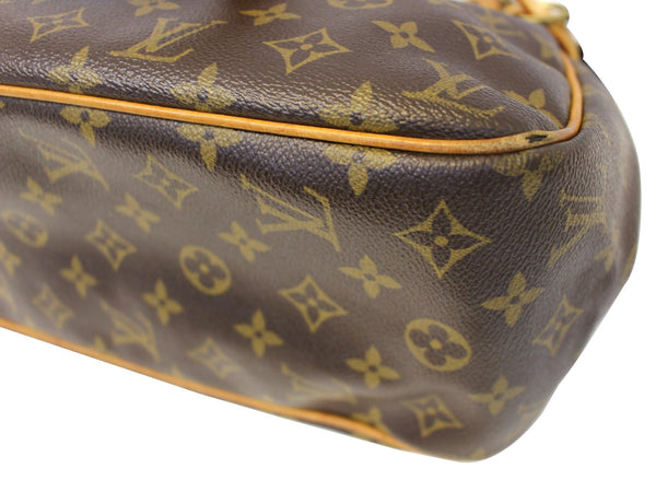 LOUIS VUITTON Monogram Canvas Batignolles Horizontal Shoulder Bag