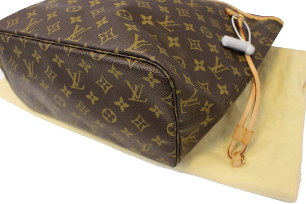 LOUIS VUITTON Monogram Canvas Neverfull MM Brown Tote Bag