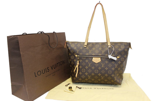 LOUIS VUITTON Monogram canvas Iena MM Shoulder Bag