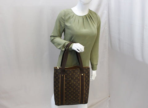 LOUIS VUITTON Monogram Canvas Cabas Beaubourg Shoulder Bag