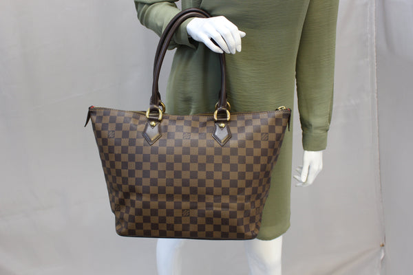 LOUIS VUITTON Damier Ebene Saleya MM Shoulder Handbag