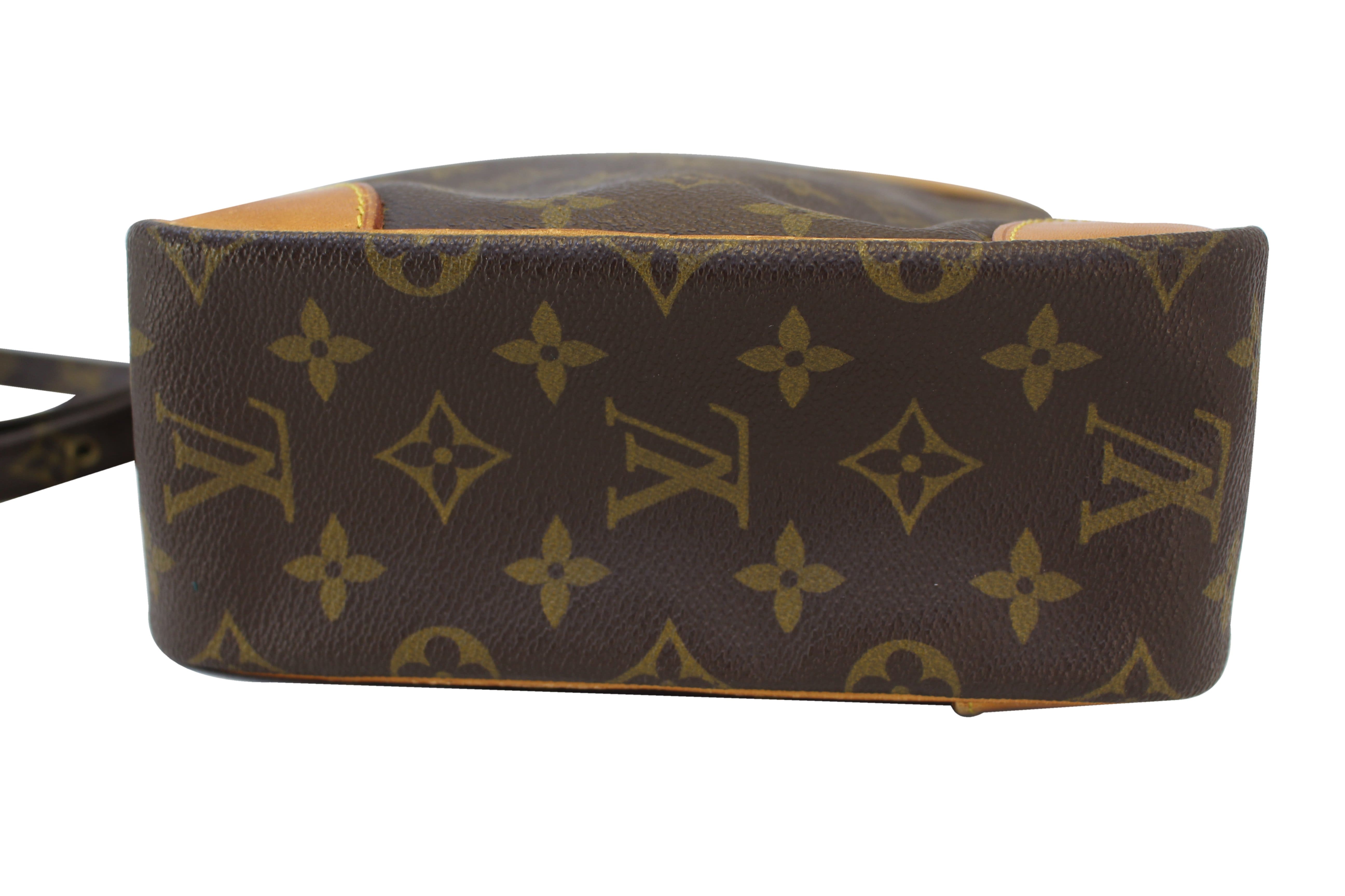 Louis Vuitton Danube Crossbody Monogram Bag – Curated by Charbel