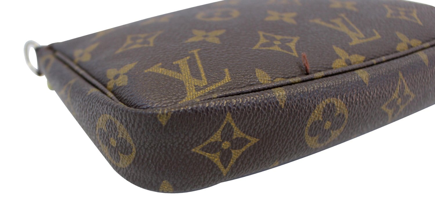 Louis Vuitton Pochette accessories with monogram strap – JOY'S CLASSY  COLLECTION