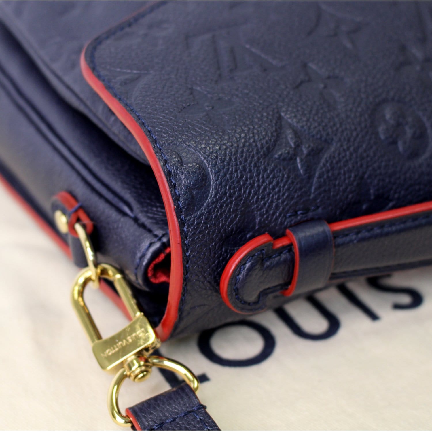 Metis cloth crossbody bag Louis Vuitton Blue in Cloth - 35584639