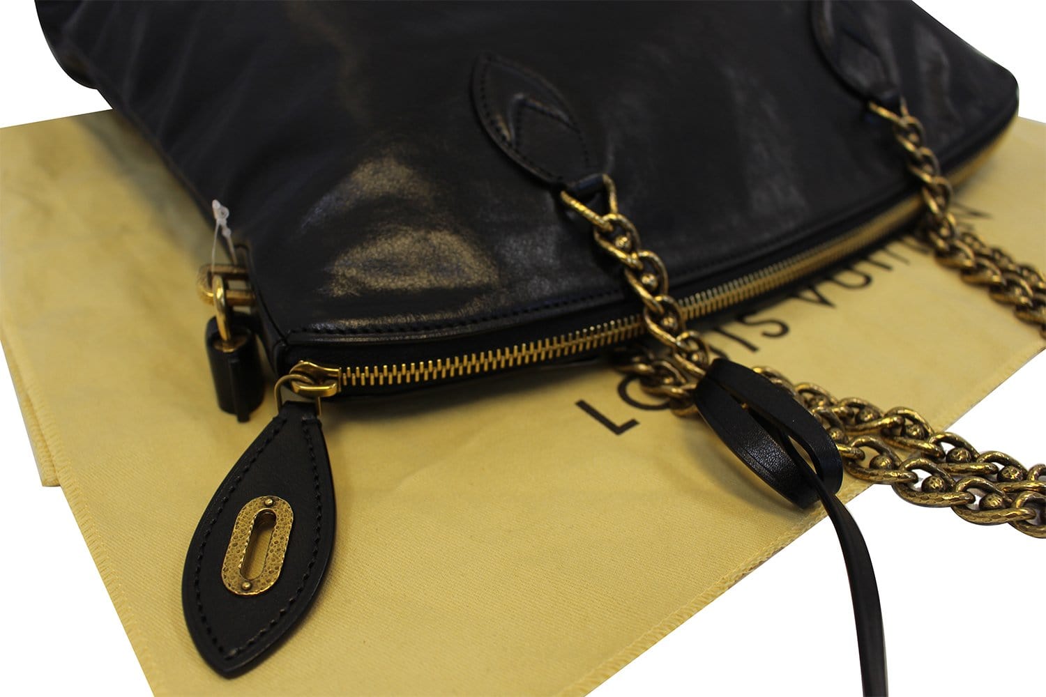 LOUIS VUITTON Lockit Black Cuir Boudoir Leather Chain Shoulder Bag