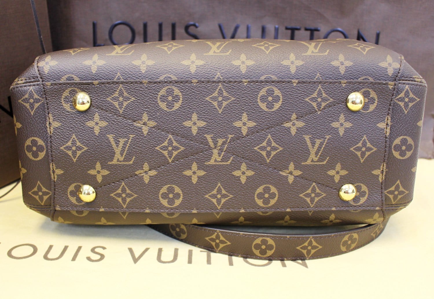 Louis Vuitton Monogram Empreinte Montaigne MM Satchel (SHF-21724